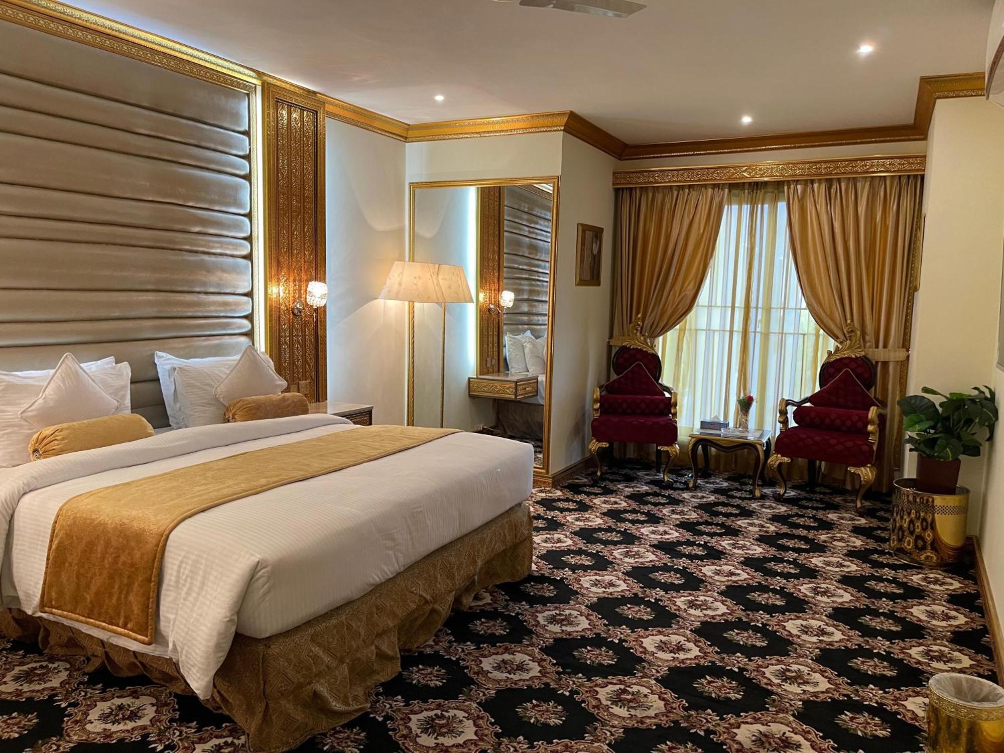 Indus Hotel Hyderabad Exterior foto