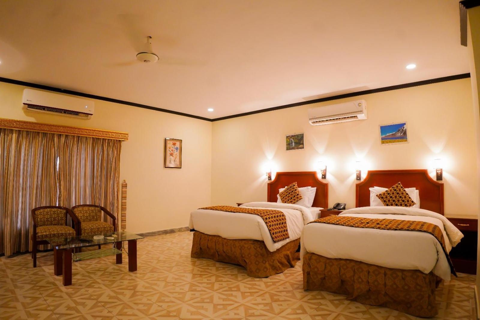 Indus Hotel Hyderabad Exterior foto